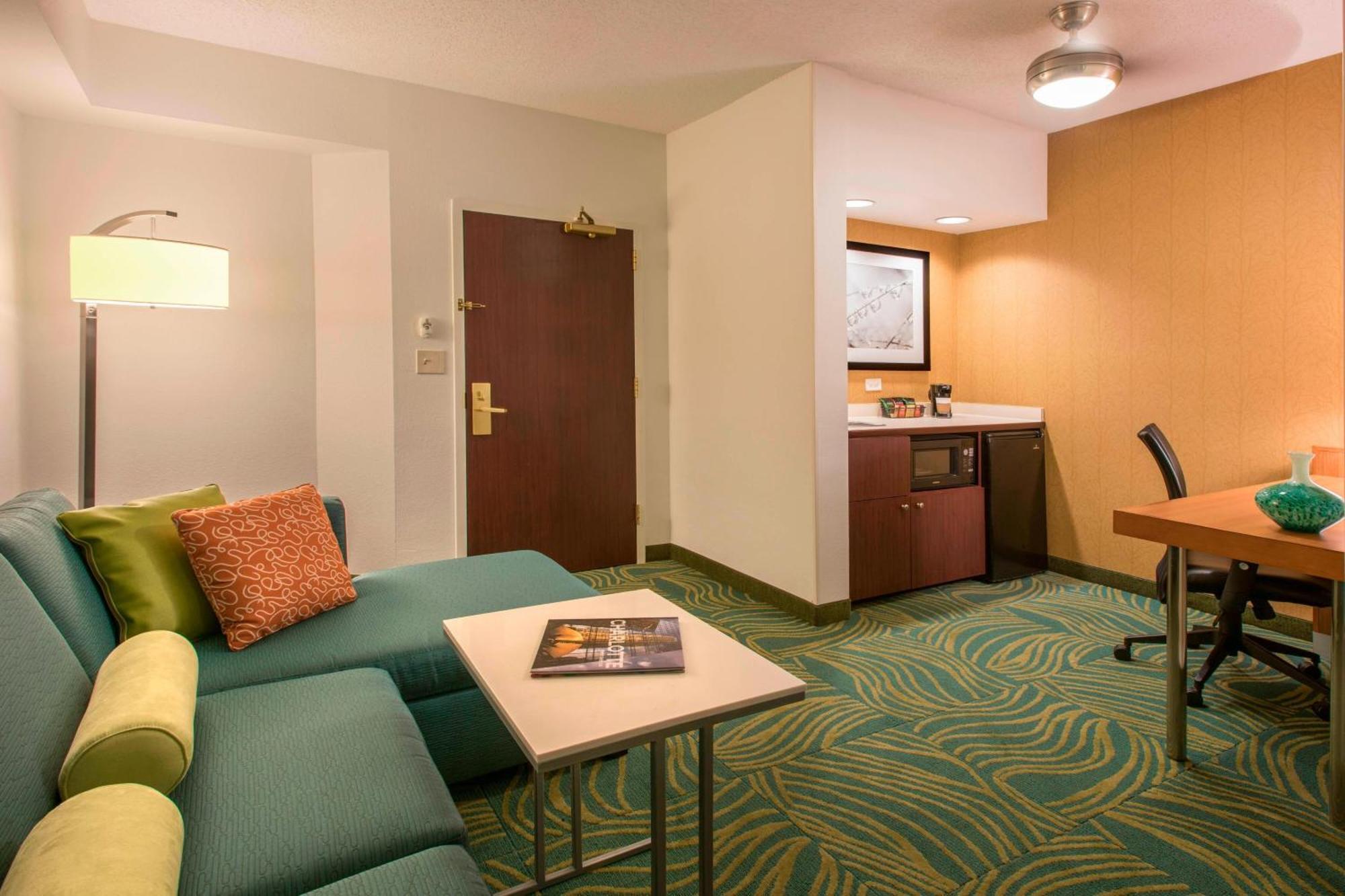 Springhill Suites By Marriott Charlotte Airport Екстер'єр фото